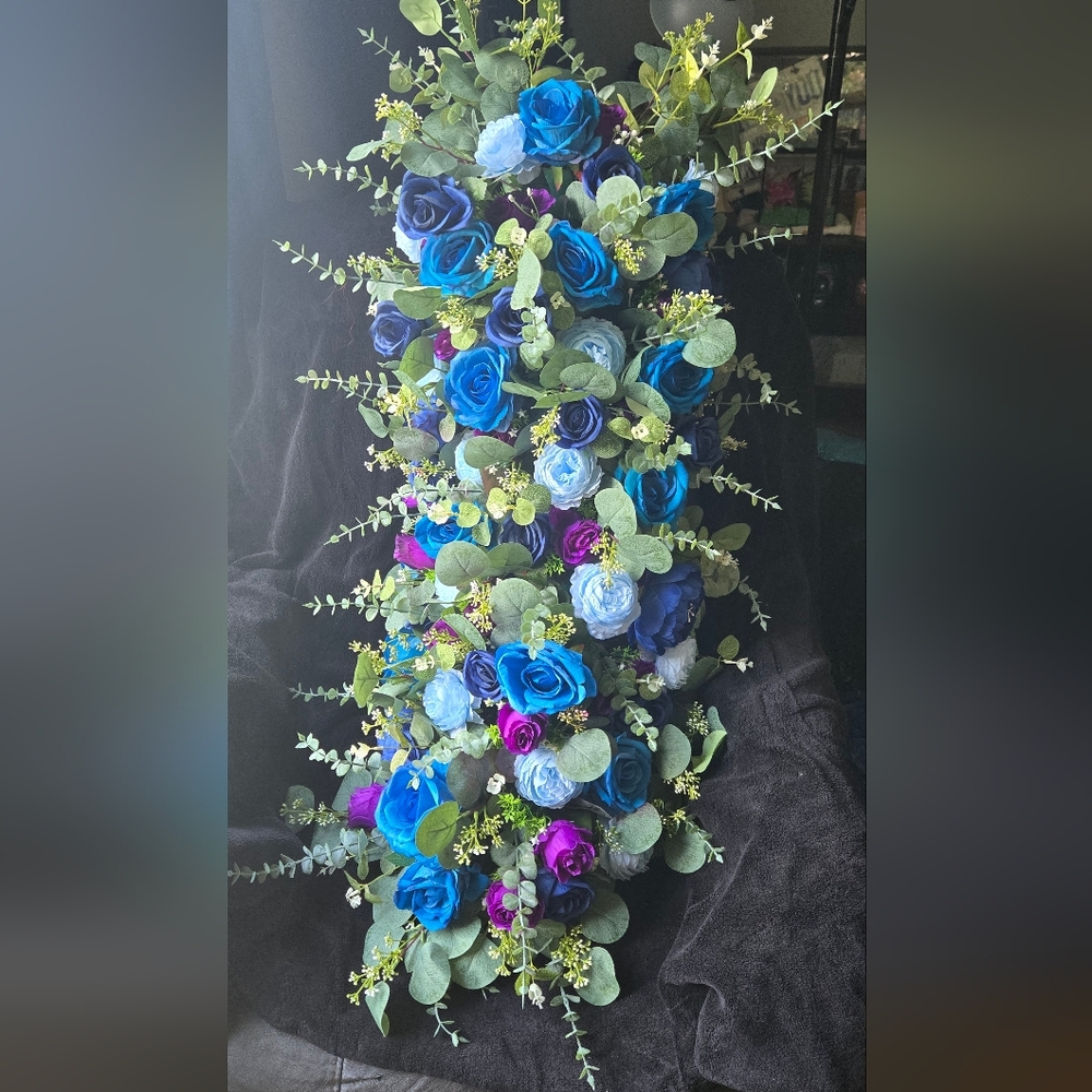 2 Pieces Elegant Faux Roses Made For Archway For Wedding.